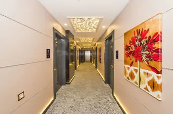 Hotel Business Life Gunesli