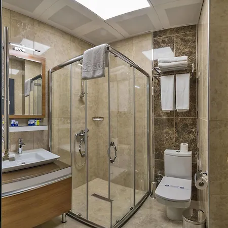 Business Life Gunesli Hotel 3*