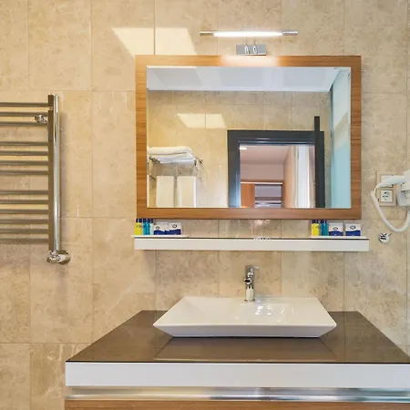 Business Life Gunesli Hotel 3*