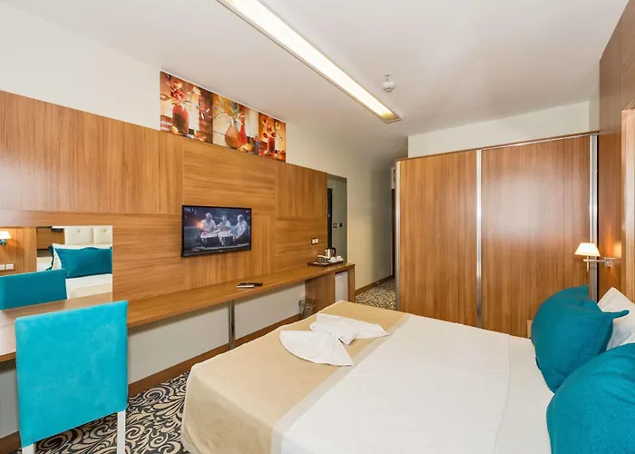 Hotel Business Life Gunesli