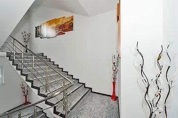 Business Life Gunesli Стамбул