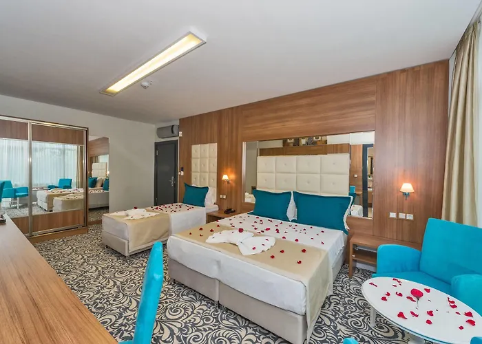 Business Life Gunesli 3*